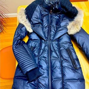 Rudsuk blue women coat with black leather and real fur